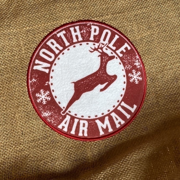 🦄 BURLAP and Tartan North Pole Air Mail Christmas Gift Bag - Picture 7 of 7